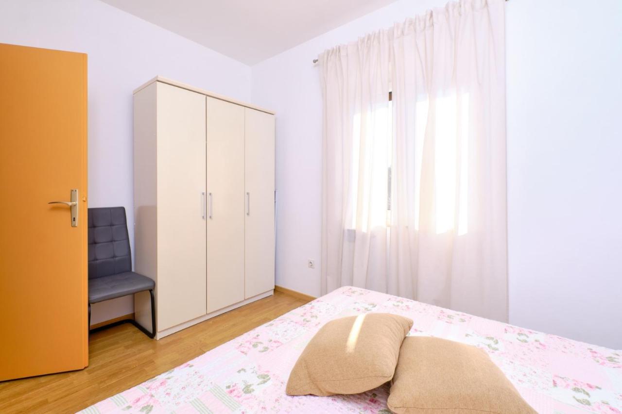 Apartments Vanda 말리로시니 외부 사진